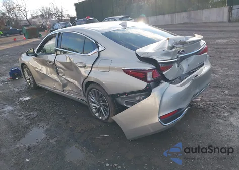 2019 Lexus Es 300H Luxury from USA, damaged, VIN JTHB21B19K2002396